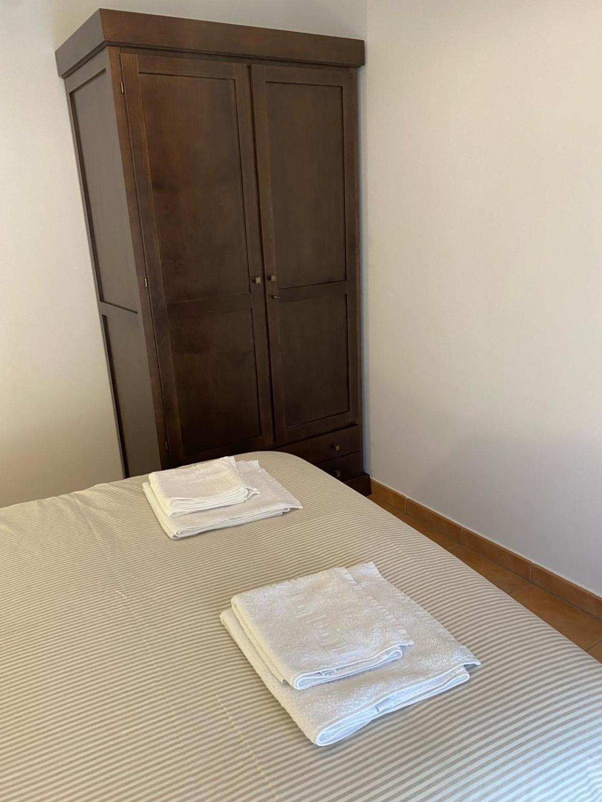 Apartamento Puerta Del Perdon Constantina Exteriör bild